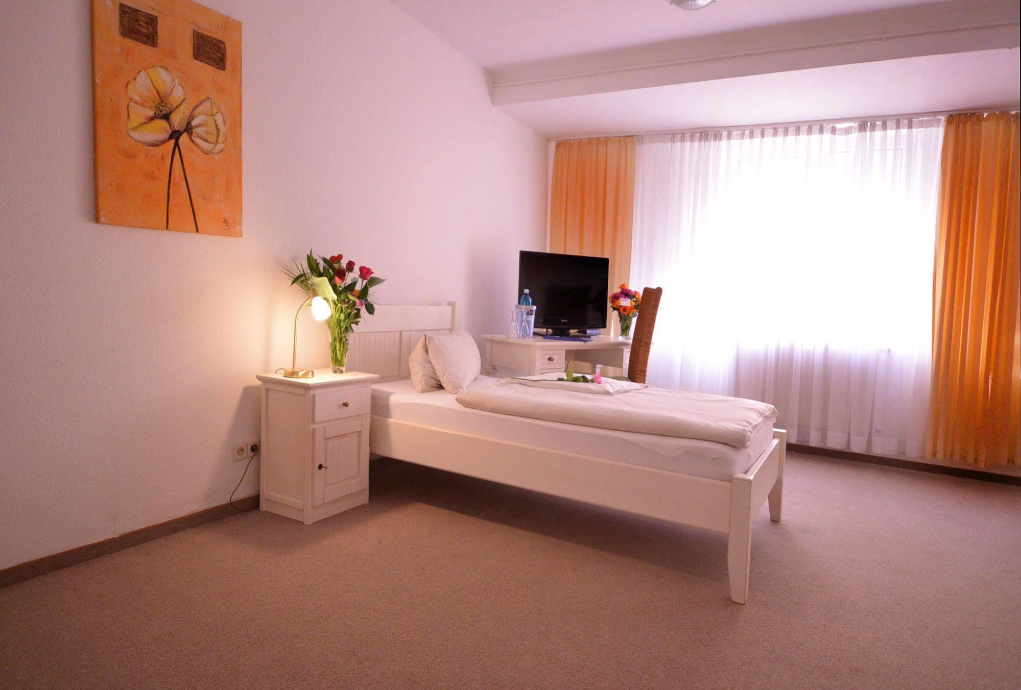 Alpha Hotel Garni Dietzenbach Eksteriør bilde