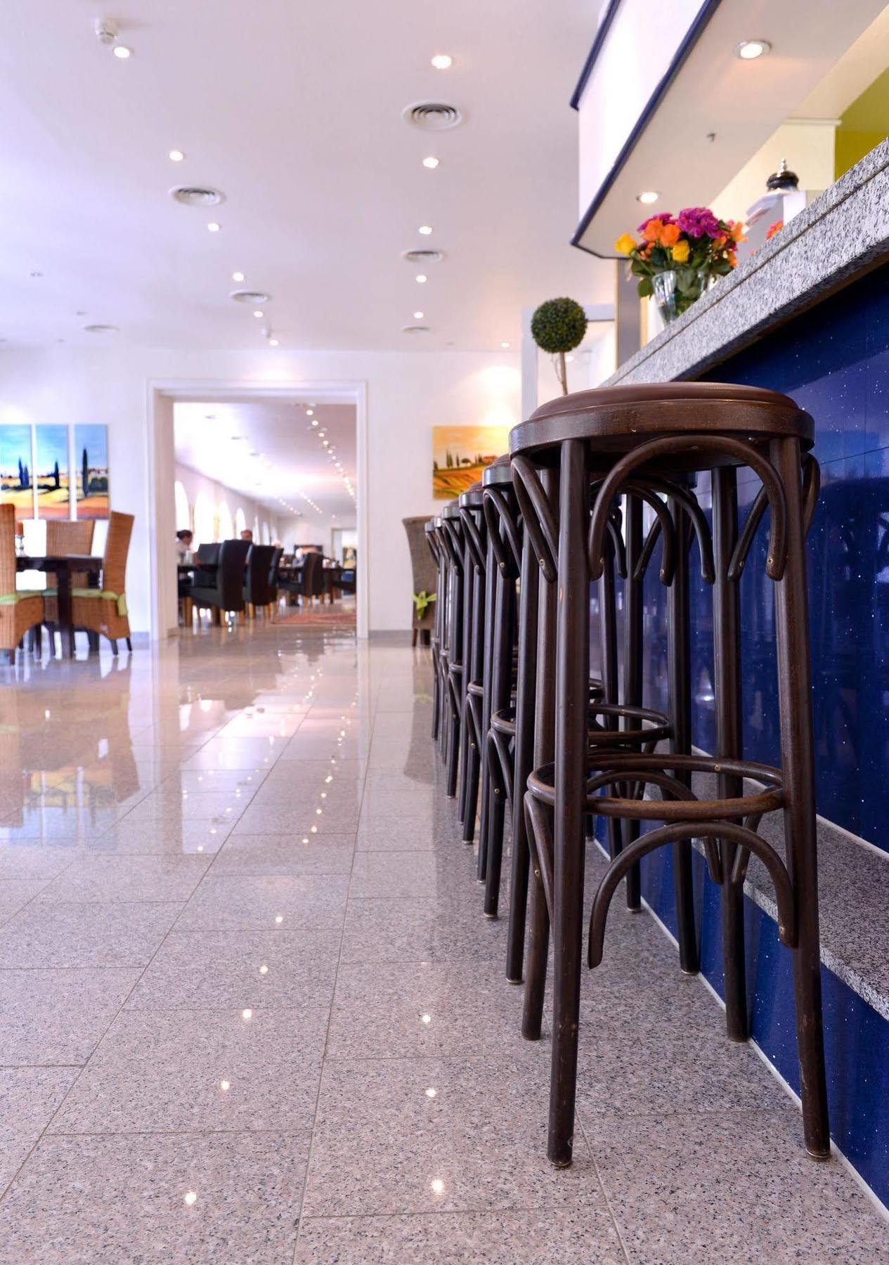 Alpha Hotel Garni Dietzenbach Eksteriør bilde