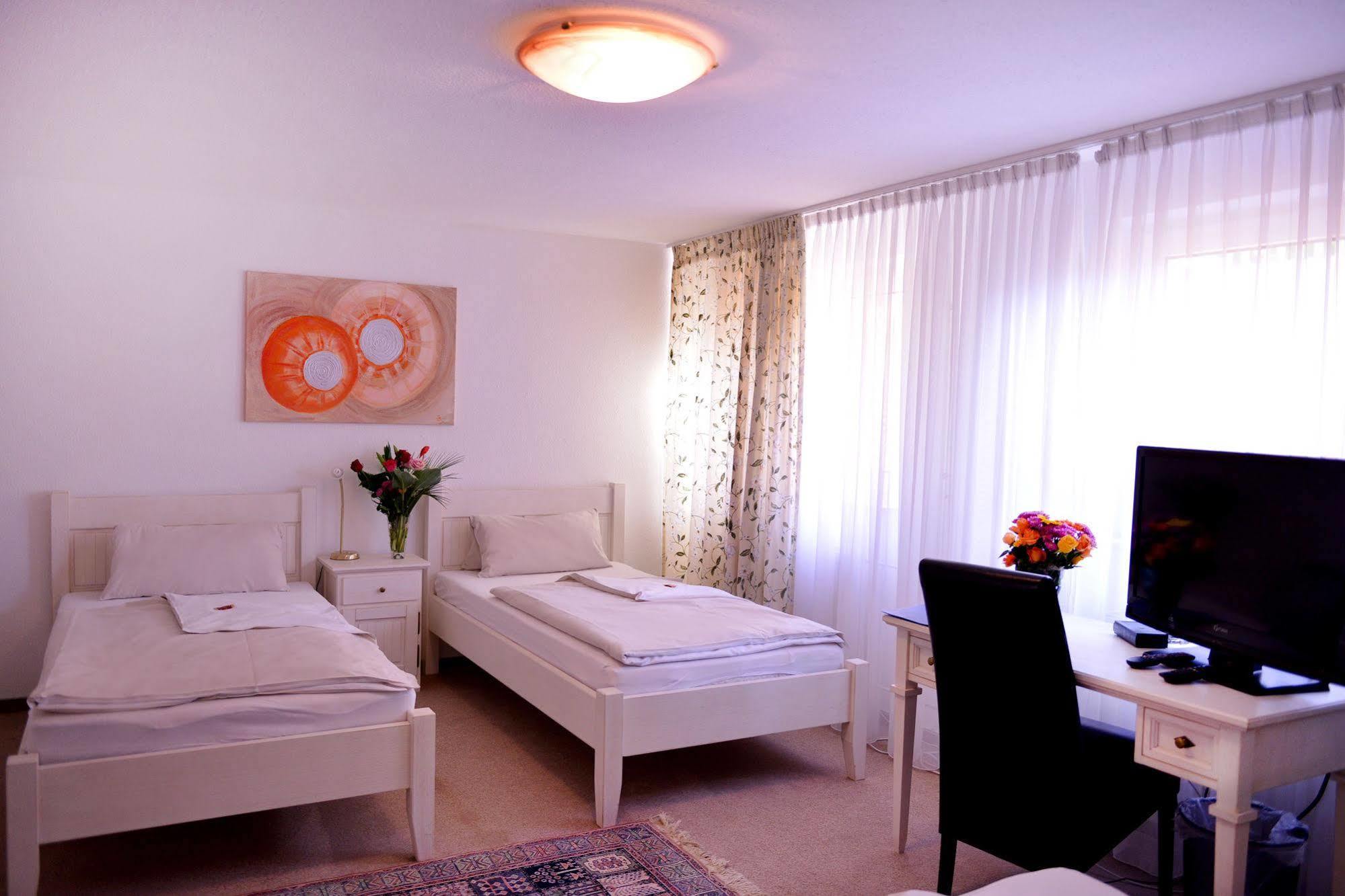 Alpha Hotel Garni Dietzenbach Eksteriør bilde